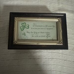 Vintage Sankyo Irish Lullaby Music Box Shamrock Blessing Keepsake – Working